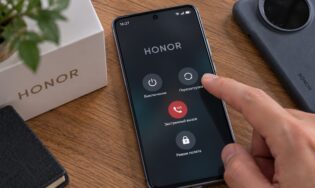 Кнопка перезагрузки смартфона HONOR