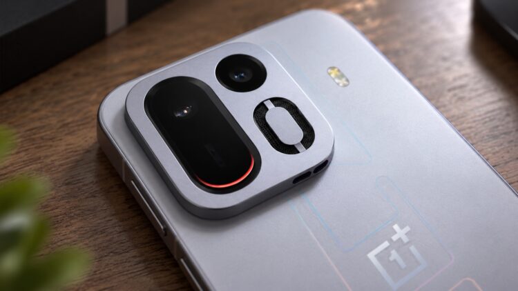 Блок камер смартфона OnePlus Ace 7