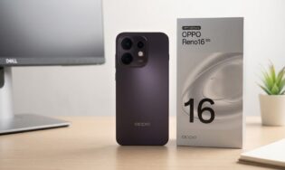 Смартфон OPPO Reno16 и его коробка